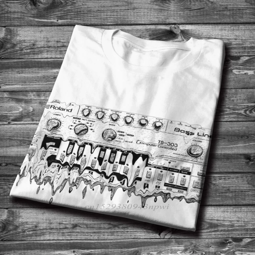 Syntezator Roland TB 303 T Shi – Musical Instrument Synthesizer recenzja i cena